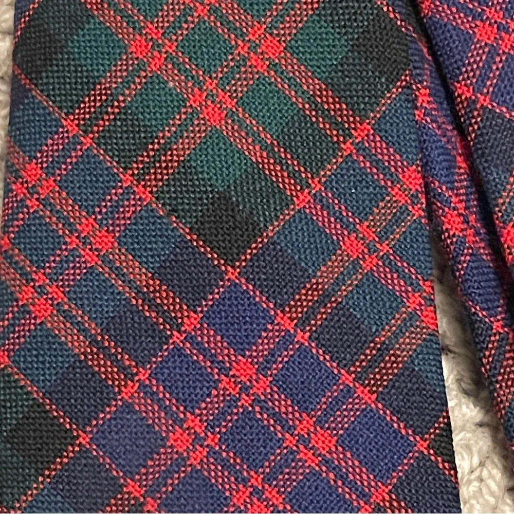 Vintage Tartan Diagonal Plaid McDonald New Wool Made in Scotland Necktie Red, Gr